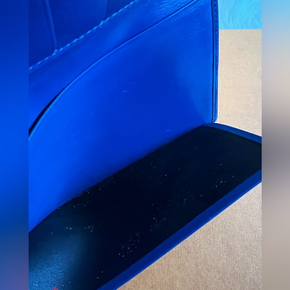 Authentic Louis Vuitton Card Holder - Picture 6 of 9